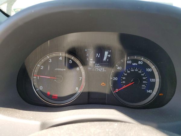 2014 HYUNDAI ACCENT