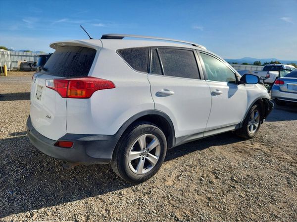 2015 TOYOTA RAV4 XLE (M Grade)