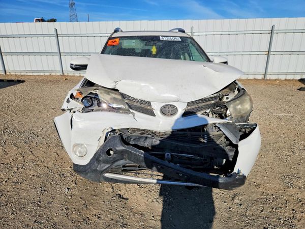 2015 TOYOTA RAV4 XLE (M Grade)