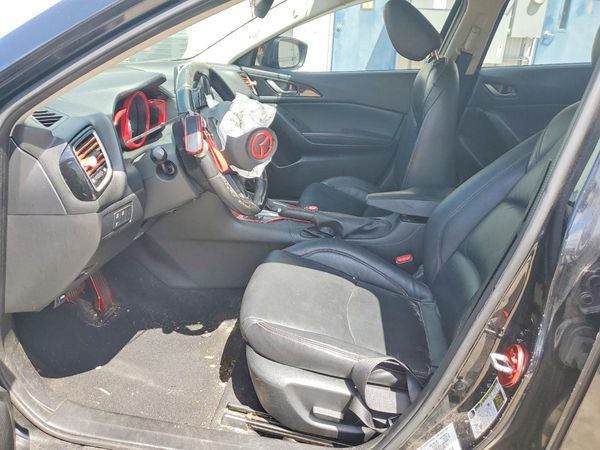 2014 MAZDA 3