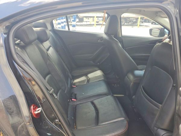 2014 MAZDA 3