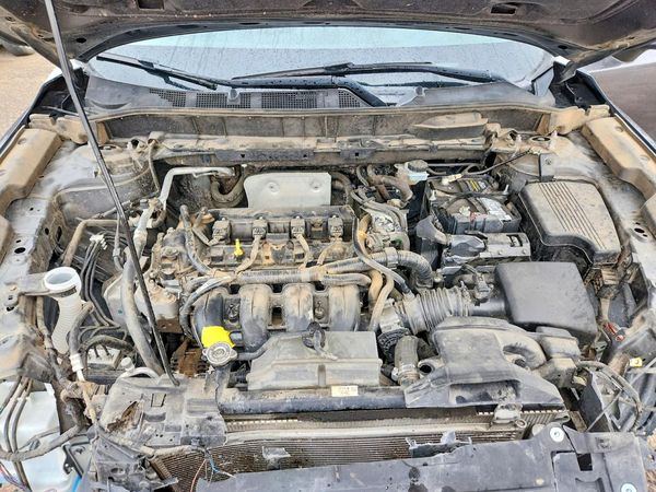 2017 MAZDA CX-5 Touring — Engine bay
