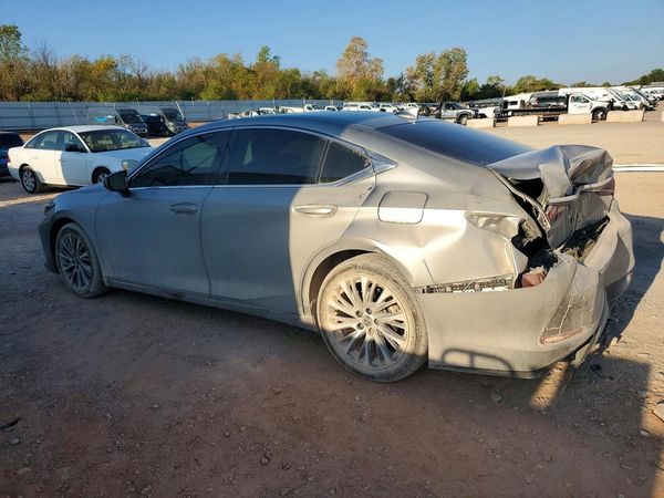 2020 LEXUS ES