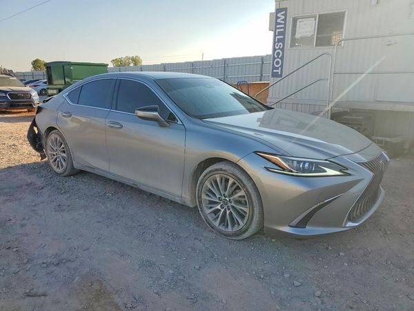 2020 LEXUS ES