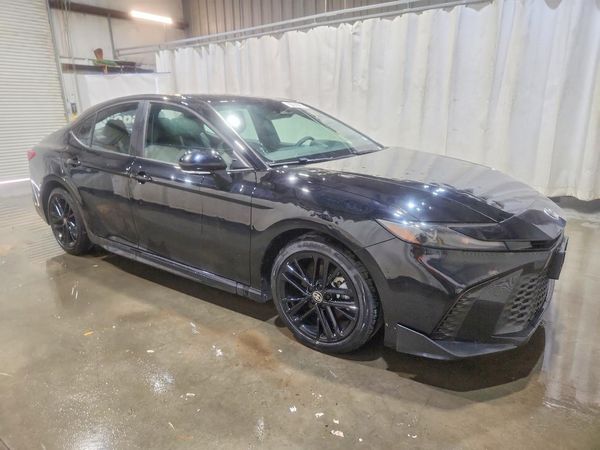2026 TOYOTA CAMRY