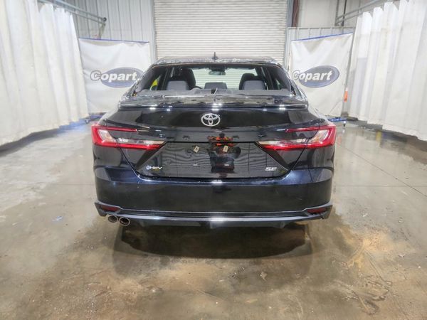 2026 TOYOTA CAMRY