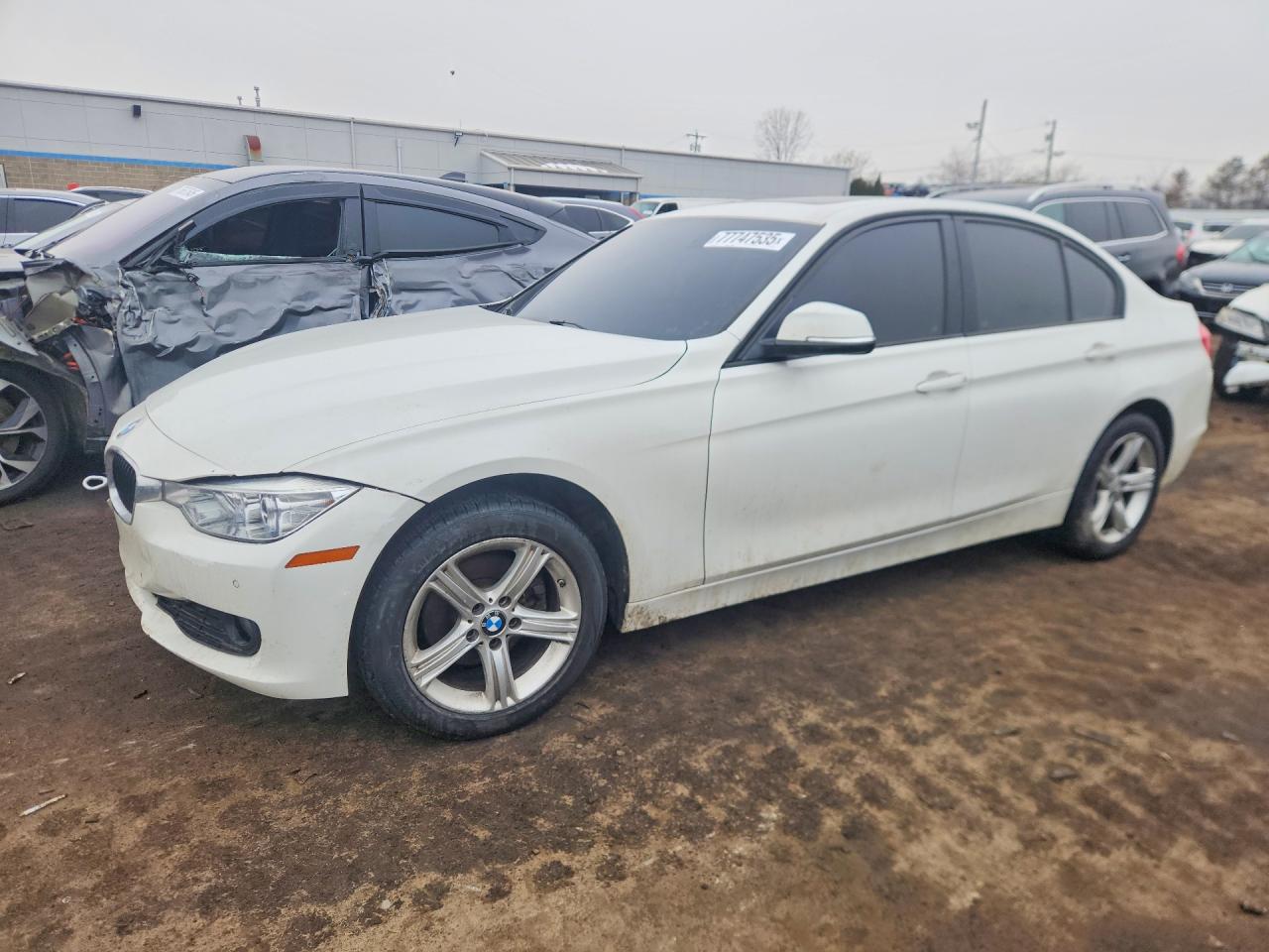 2014 BMW 3 SERIES xDrive — Front 3/4