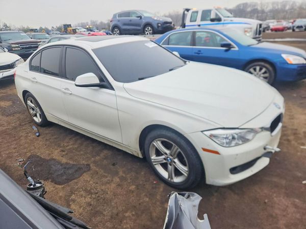 2014 BMW 3 SERIES xDrive — Passenger 3/4