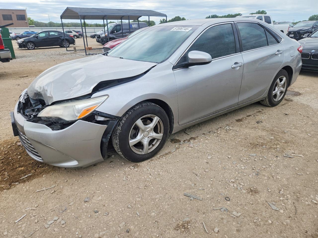 2016 TOYOTA CAMRY