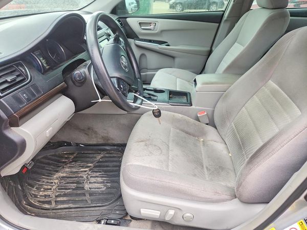 2016 TOYOTA CAMRY