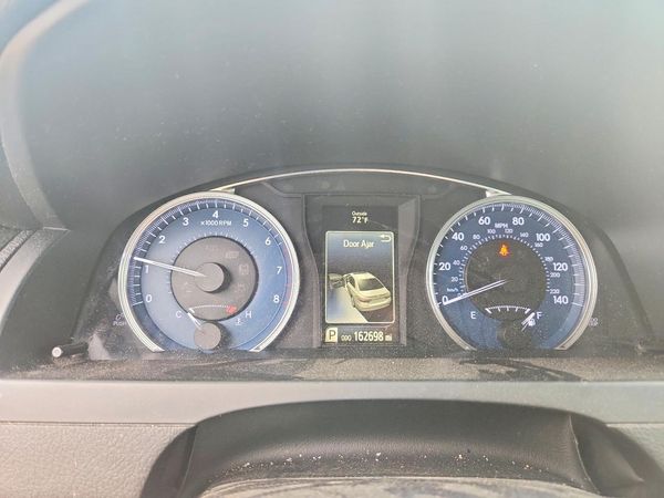 2016 TOYOTA CAMRY