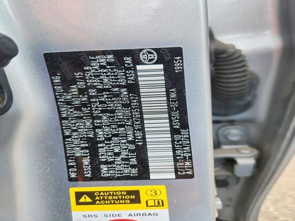 2016 TOYOTA CAMRY