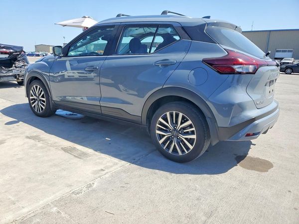 2024 NISSAN KICKS