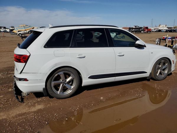 2018 AUDI Q7