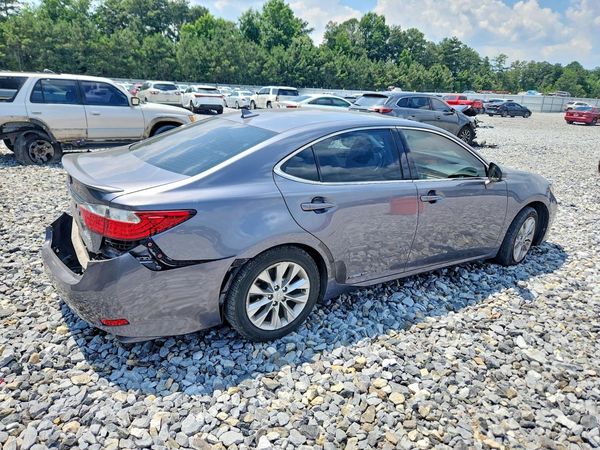 2013 LEXUS ES