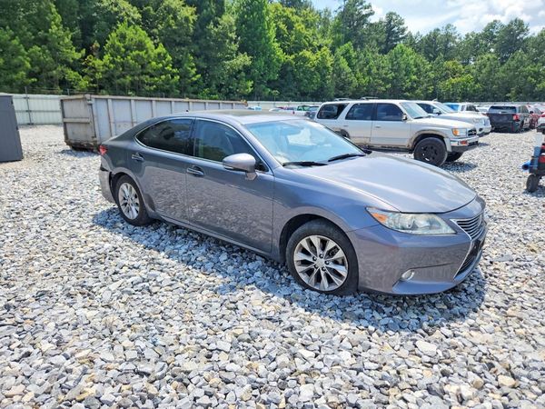 2013 LEXUS ES