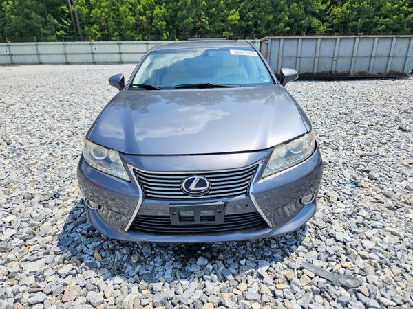 2013 LEXUS ES