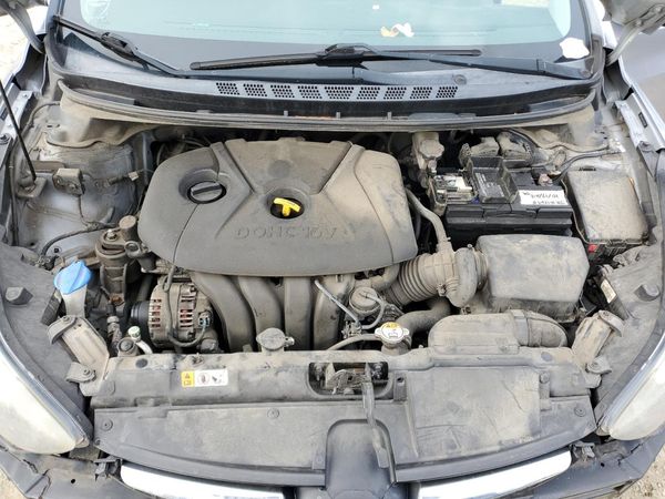 2015 HYUNDAI ELANTRA