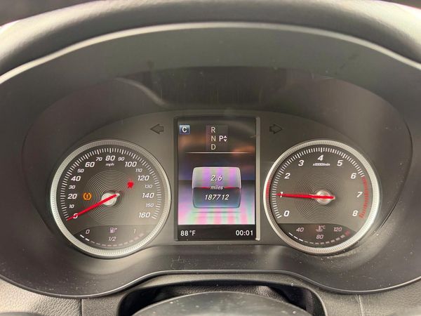 2016 MERCEDES-BENZ GLC GLC300
