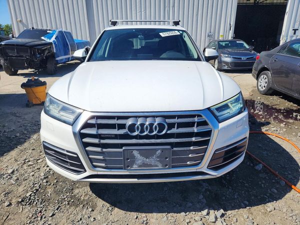 2018 AUDI Q5 quattro Premium Plus
