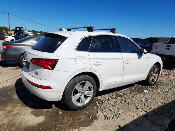 2018 AUDI Q5 quattro Premium Plus