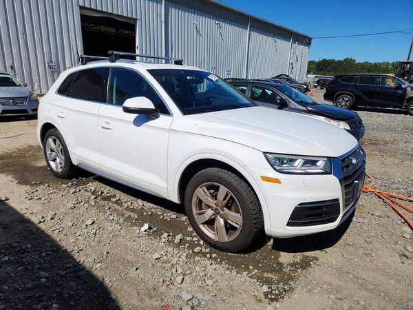 2018 AUDI Q5 quattro Premium Plus