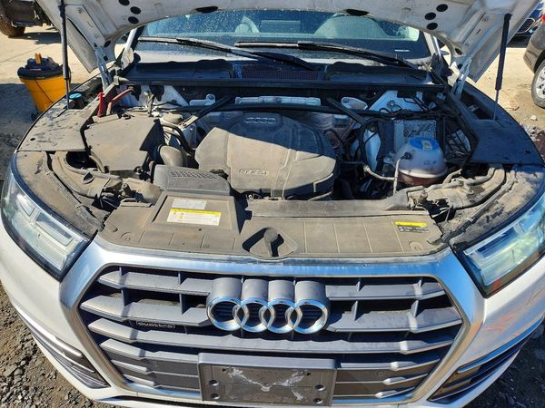 2018 AUDI Q5 quattro Premium Plus