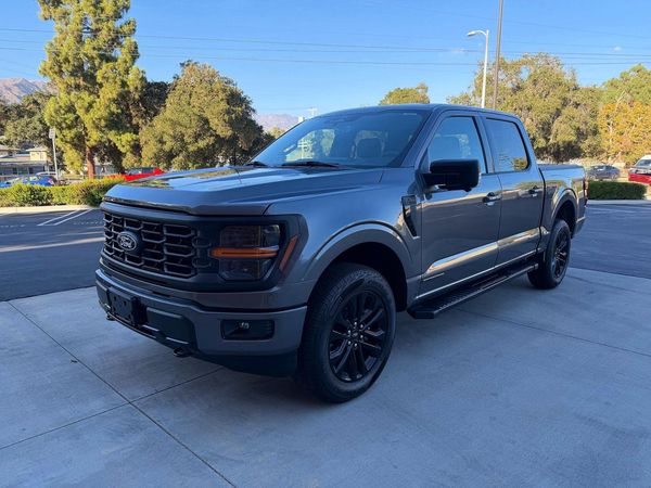 2025 FORD F150