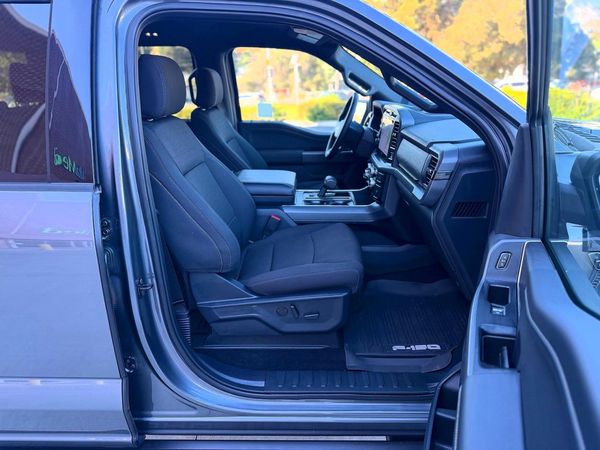 2025 FORD F150