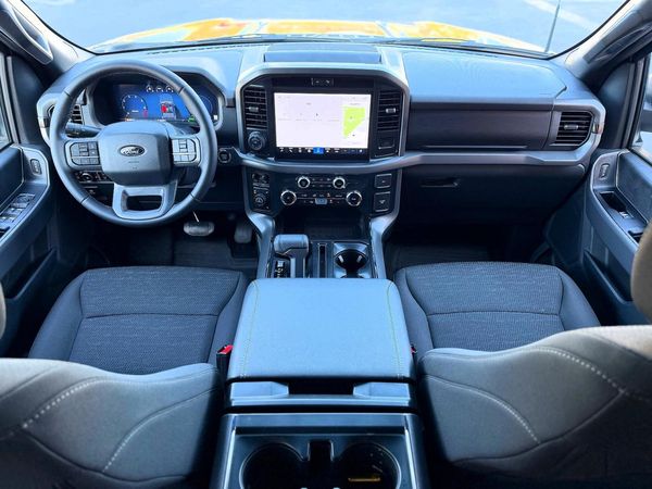 2025 FORD F150