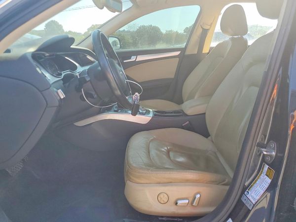 2015 AUDI A4 quattro Premium Plus