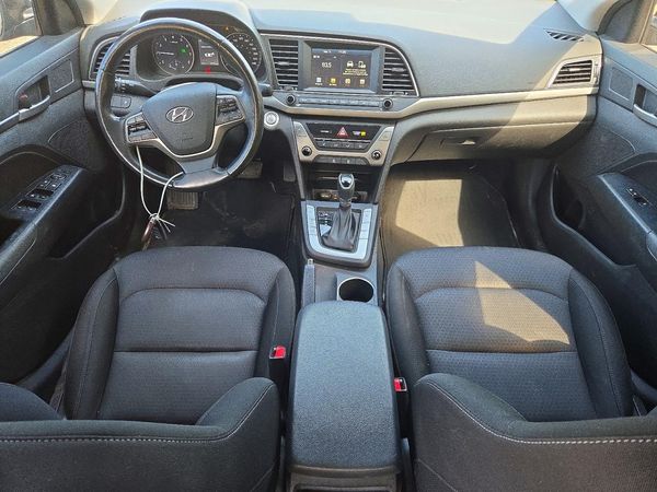 2018 HYUNDAI ELANTRA