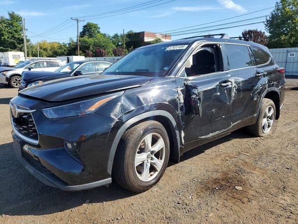 2022 TOYOTA HIGHLANDER — DSFA — Front 3/4