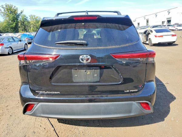 2022 TOYOTA HIGHLANDER LE — DIRR