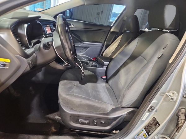 2014 KIA OPTIMA GL - Middle-low