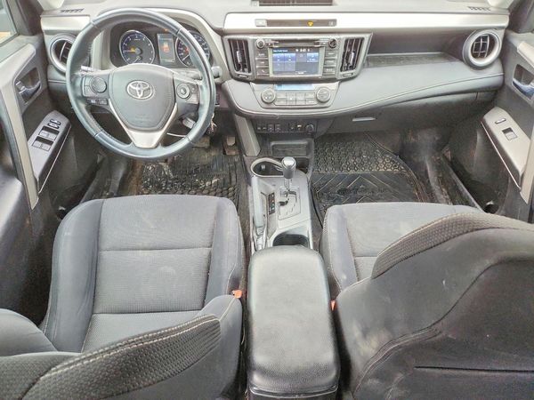 2016 TOYOTA RAV4 XLE (M Grade) — CKPT