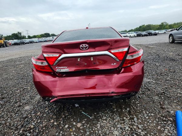 2015 TOYOTA CAMRY