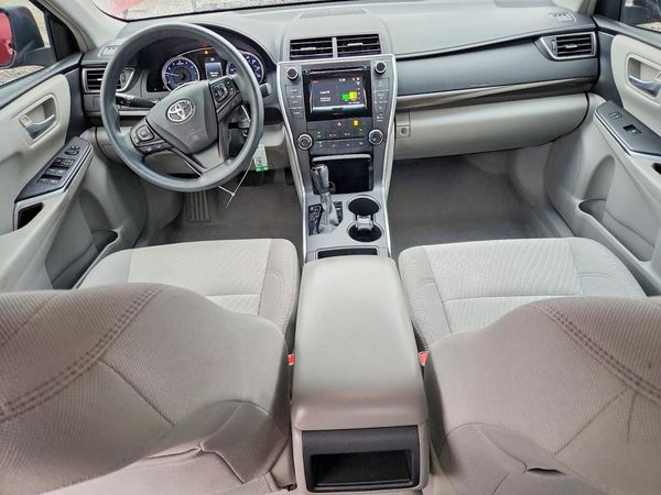 2015 TOYOTA CAMRY