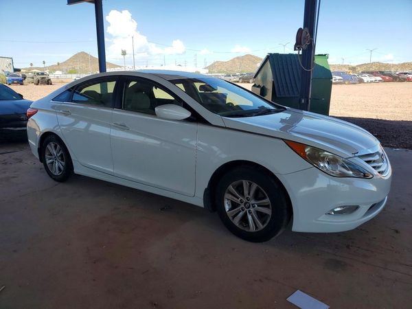2013 HYUNDAI SONATA GLS/ GLS Popular