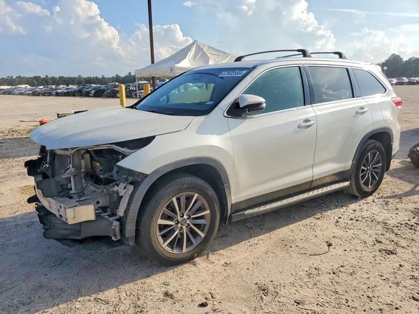 2019 TOYOTA HIGHLANDER SE/XLE
