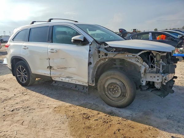 2019 TOYOTA HIGHLANDER SE/XLE