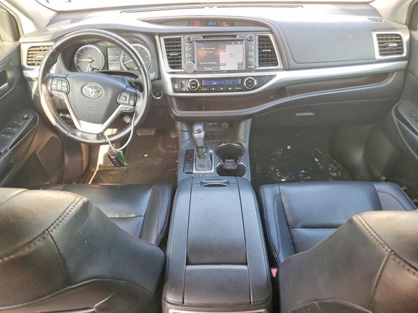 2019 TOYOTA HIGHLANDER SE/XLE