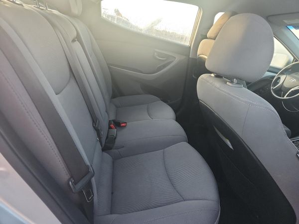 2014 HYUNDAI ELANTRA GLS(Middle)