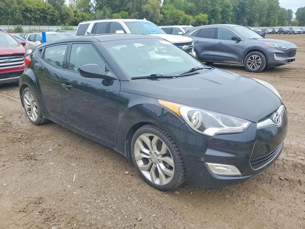 2013 HYUNDAI VELOSTER — Passenger 3/4