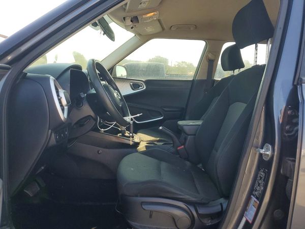 2021 KIA SOUL — DENT