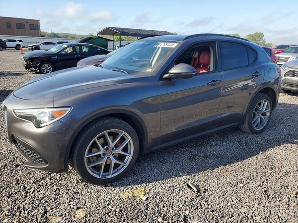 2018 ALFA ROMEO STELVIO — DSFA — Front 3/4