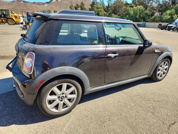 2013 MINI COOPER