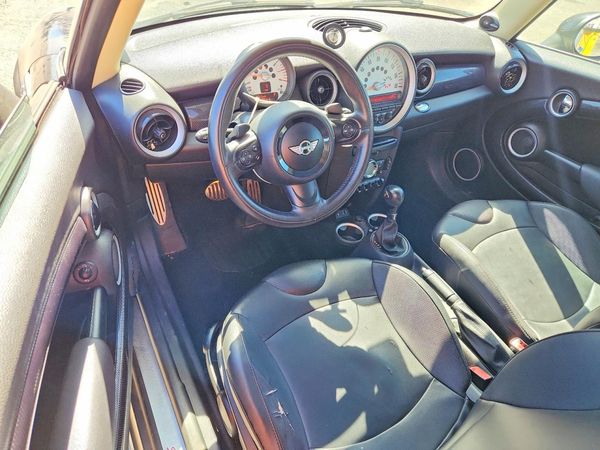 2013 MINI COOPER
