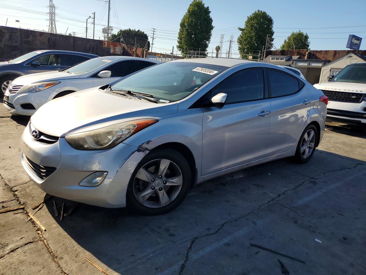 2013 HYUNDAI ELANTRA