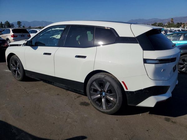 2025 BMW ALL OTHER xDrive50 — DSRA
